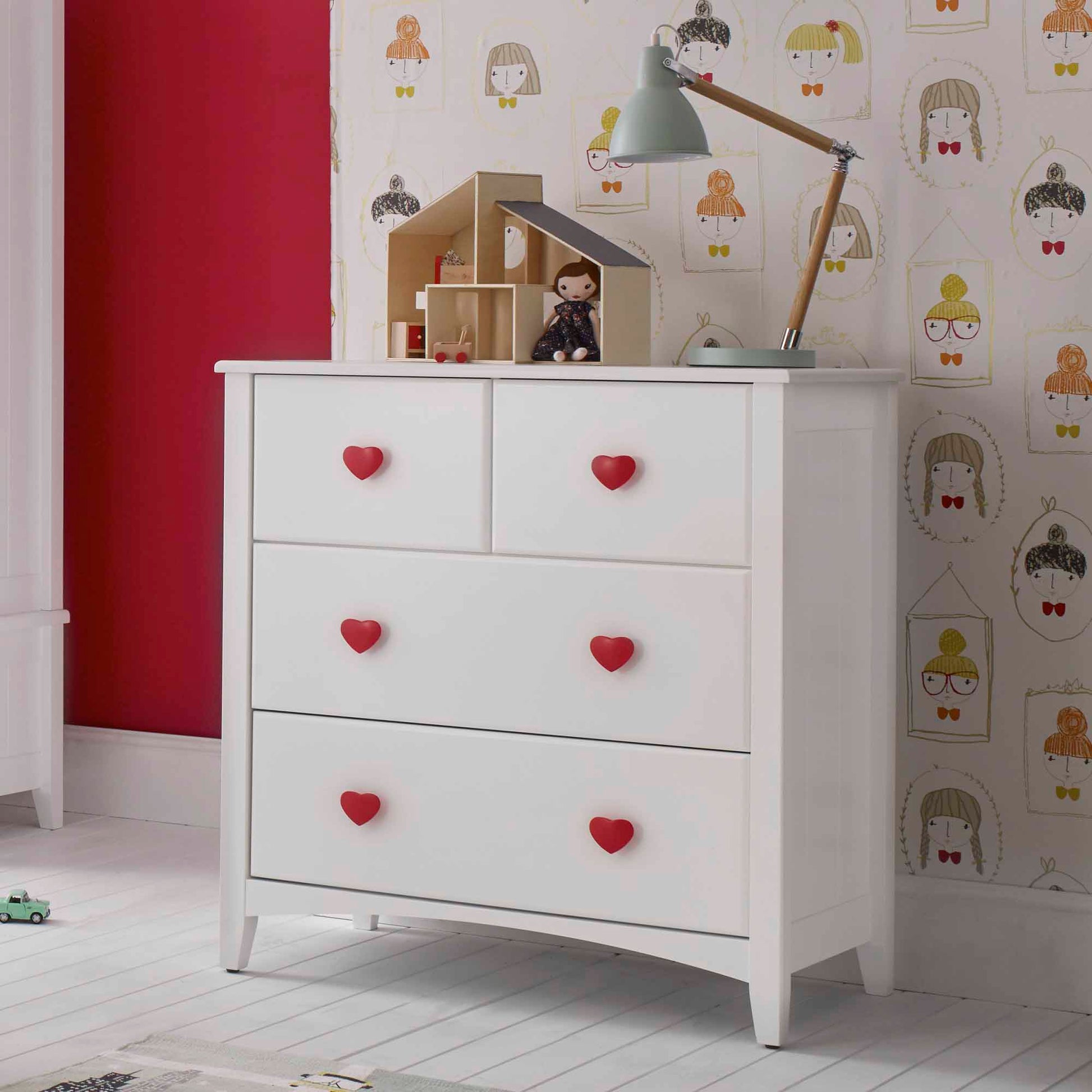 Holly White 4 Drawer Dresser