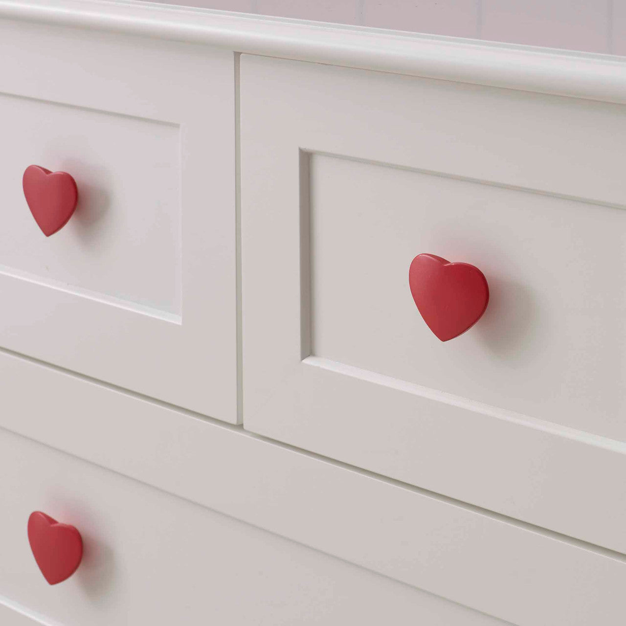 Chest of wooden drawers red white handles heart Holly