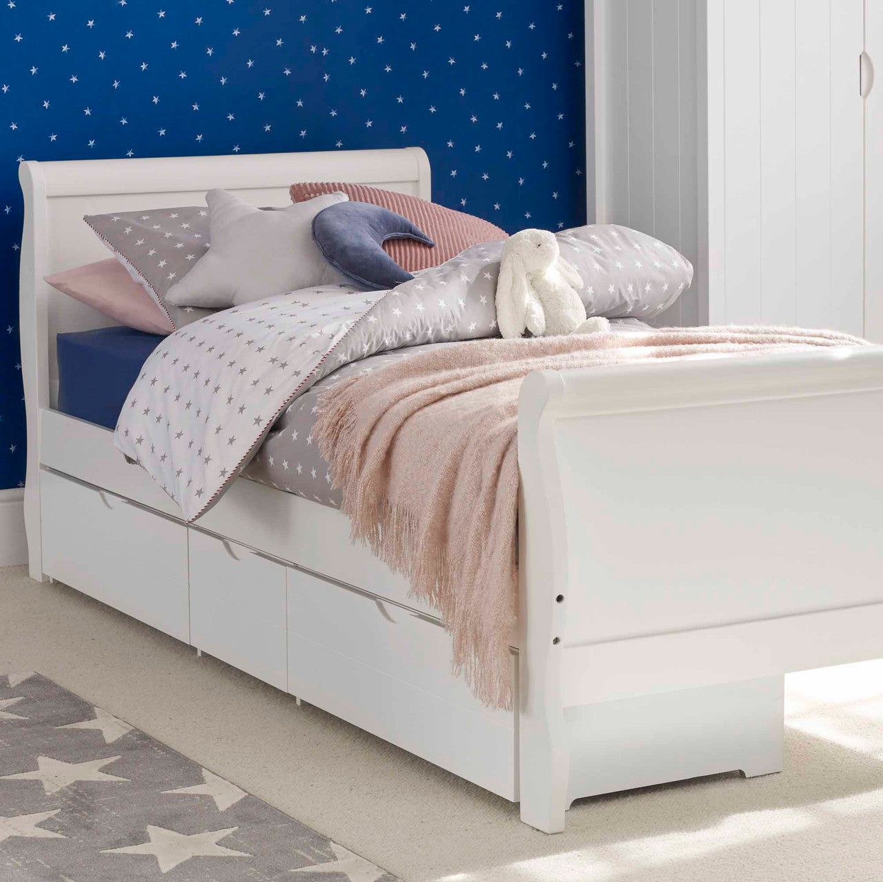 sleigh bed with storage drawer