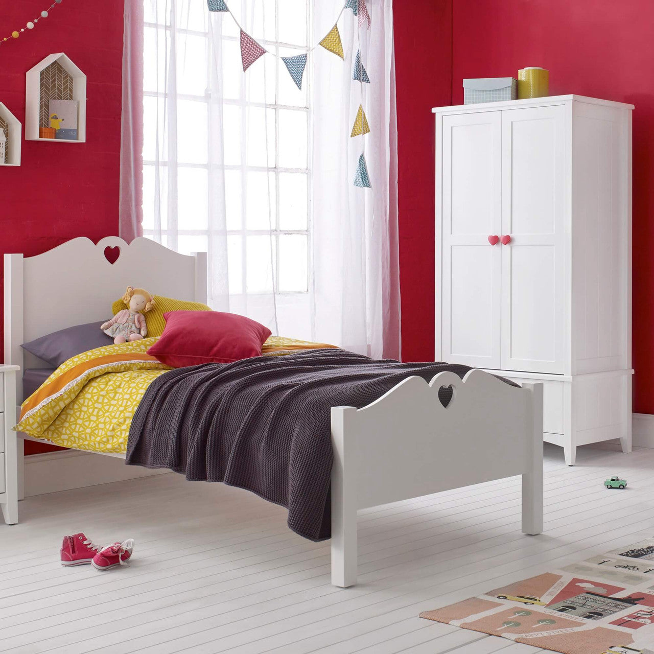 Red heart white heart handles double wardrobe